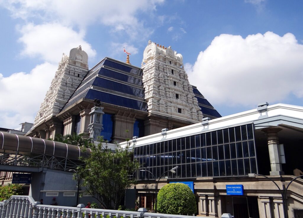 temple, iskcon, krishna, hindu, hinduism, religion, spirituality, bangalore, karnataka, india, iskcon temple, bangalore