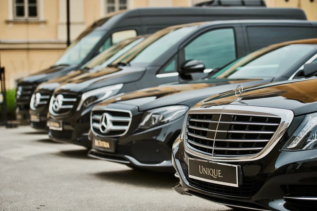 Luxury Cabs vs Regular Cabs